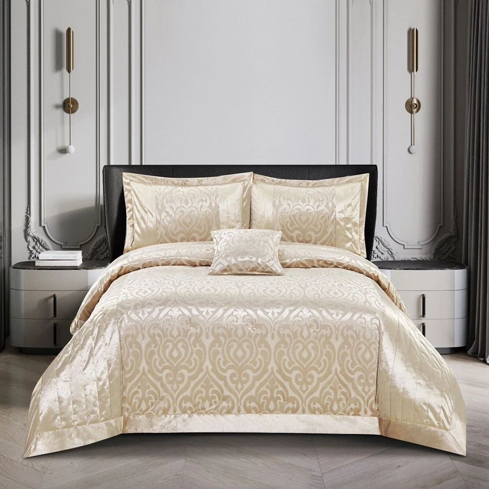 Infinity Crush Velvet 3 Piece Quilted Bedspread Set