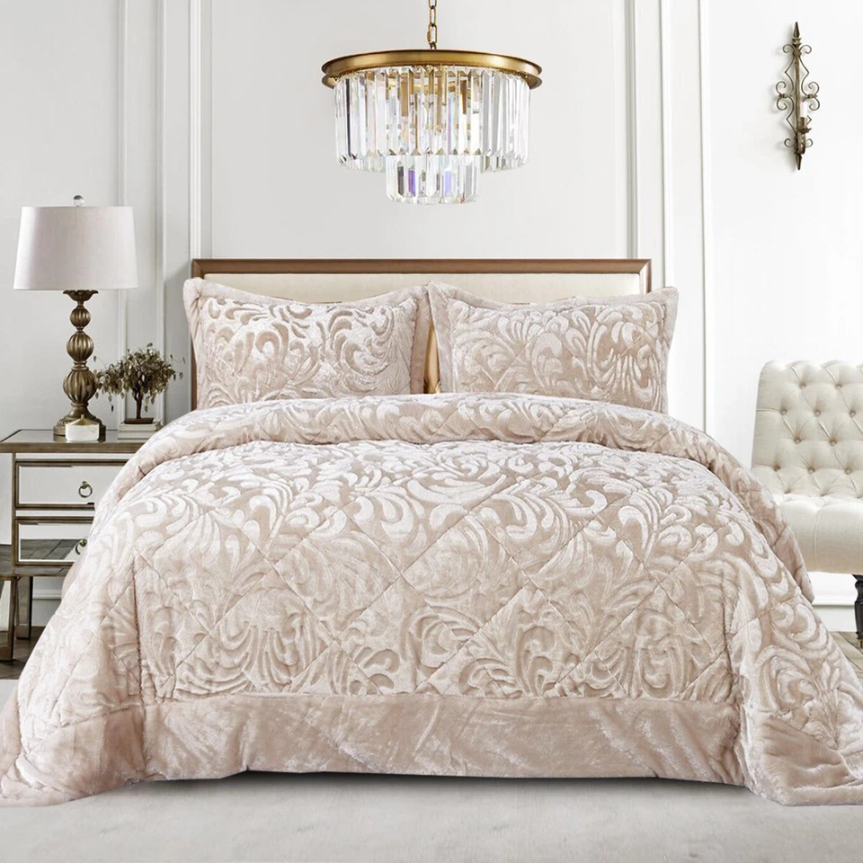 Teddy Fleece Velvet 3 Piece Quilted Bedspread Set