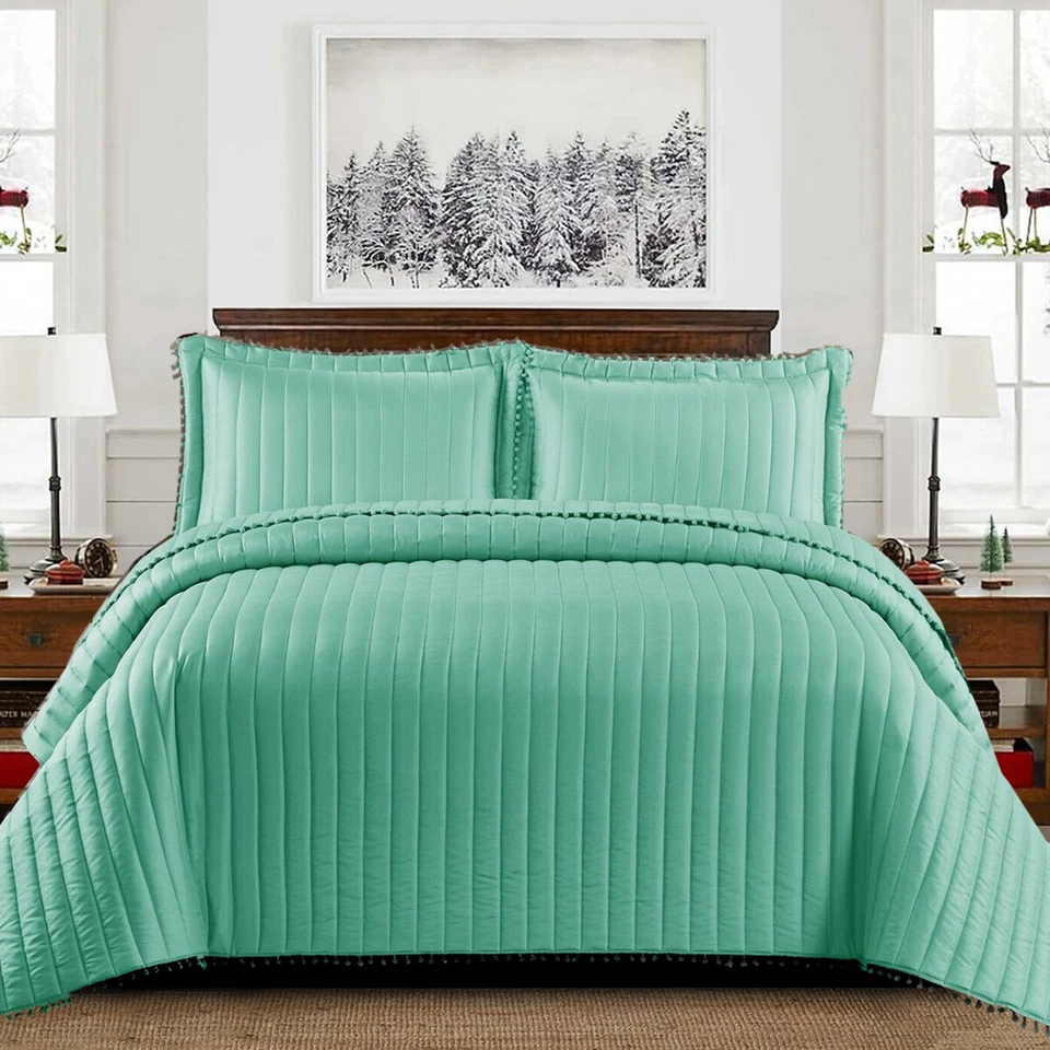 Pom Pom 3 Piece Quilted Bedspread Set