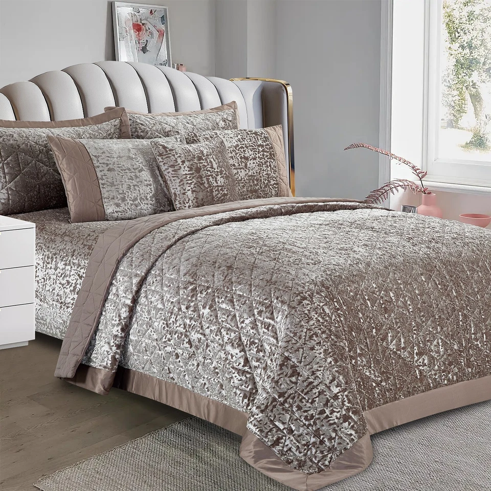 Plush Crushed Velvet 3 Piece Quilted Bedspread Set
