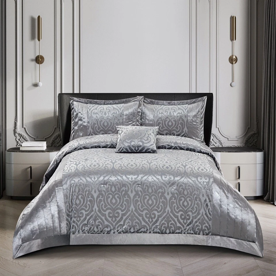 Infinity Crush Velvet 3 Piece Quilted Bedspread Set