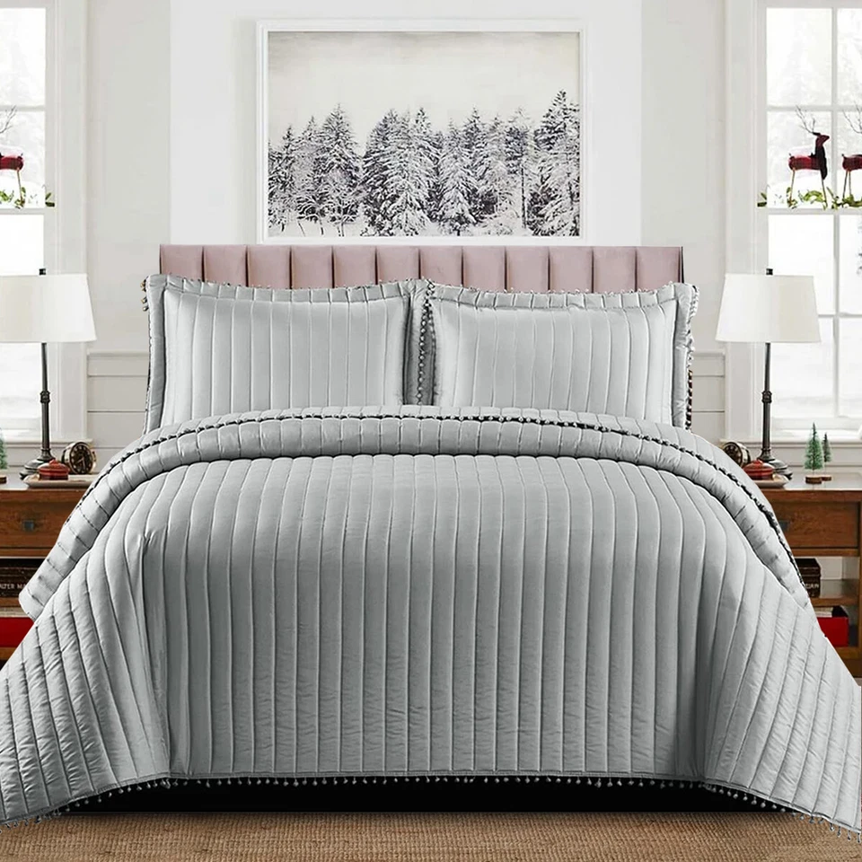 Pom Pom 3 Piece Quilted Bedspread Set