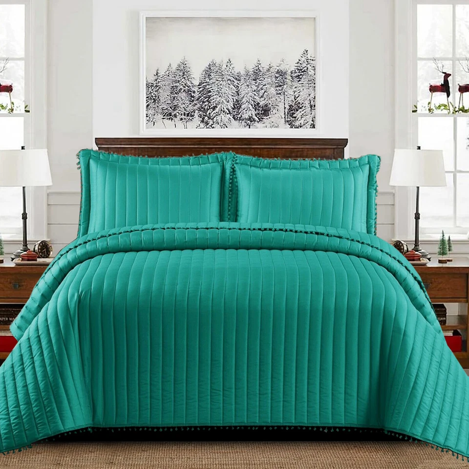 Pom Pom 3 Piece Quilted Bedspread Set