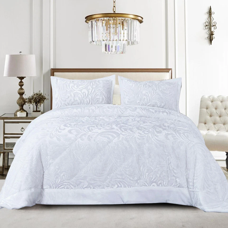 Teddy Fleece Velvet 3 Piece Quilted Bedspread Set