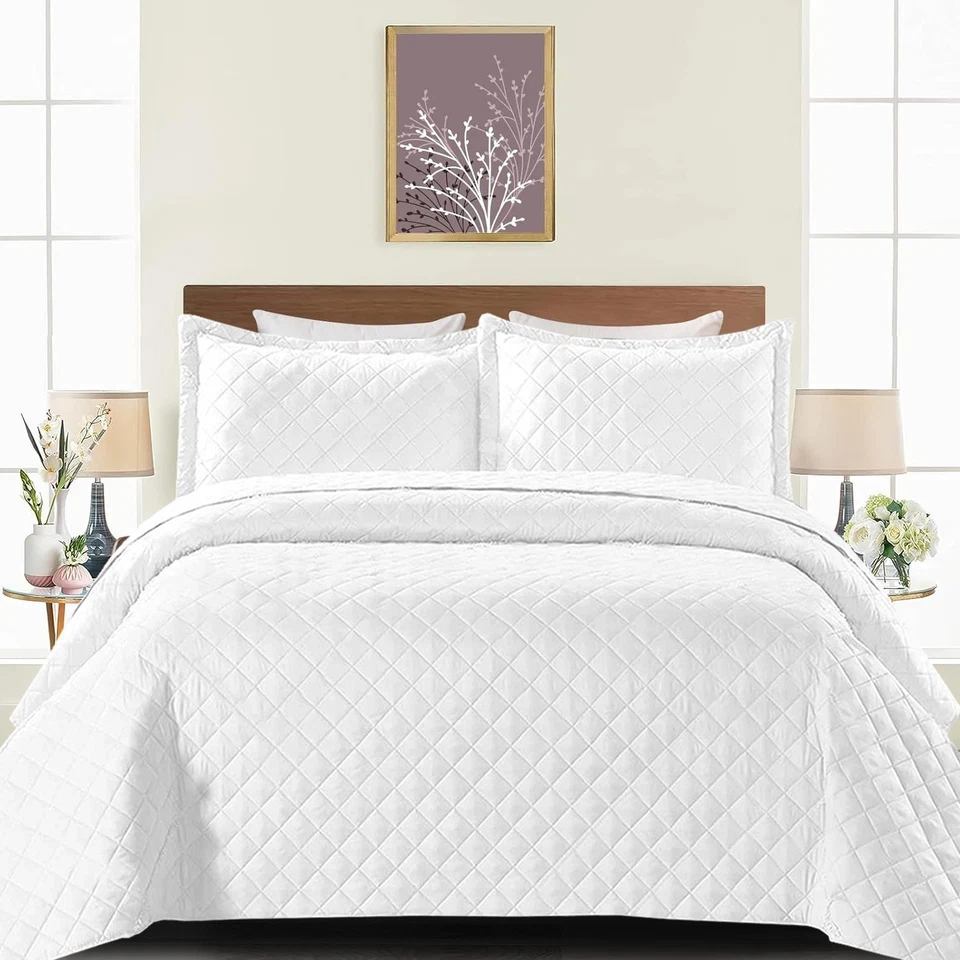 Inspiration Modern Embossed Quilted Bedspread Set